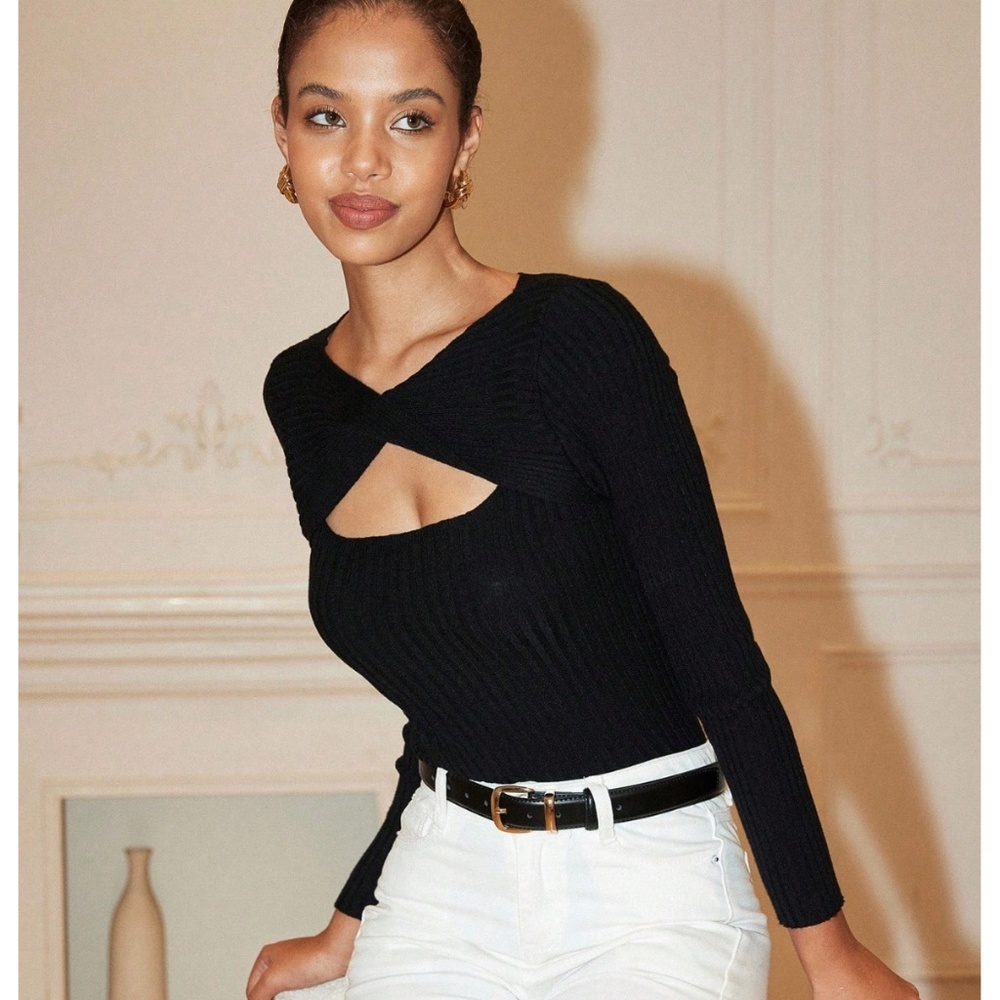 Black Rib Knit Cut Out Keyhole Twisted Detail Long Sleeve Light Sweater Top